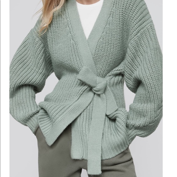 Zara | Sweaters | Zara Knit Wrap 